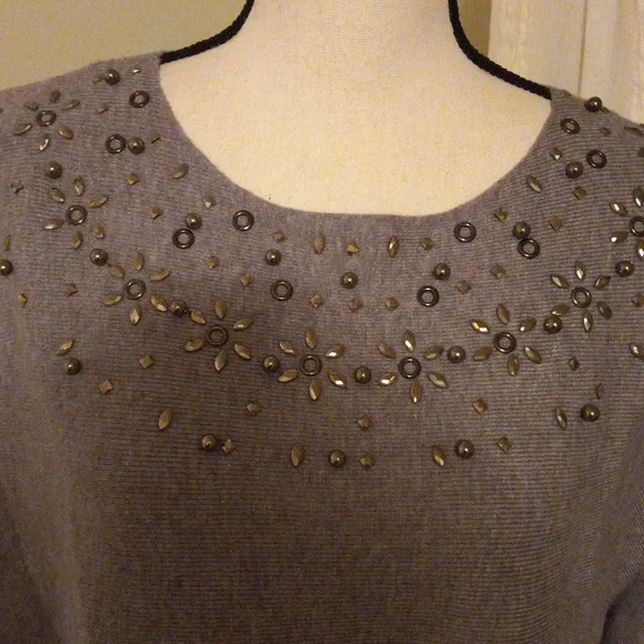LIV (milano) SWEATER  NWT - Picture 2 of 5